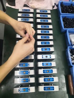 مشبك نقطة الصفر CNC يدوي بوزن 2.0 كجم وعزم دوران أقصى 18KN