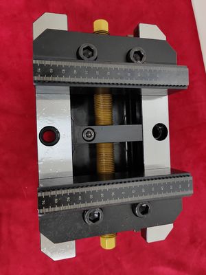 تركيبات التثبيت اليدوية للقطع الثقيل 155 مم تركيبات الطحن باستخدام الحاسب الآلي